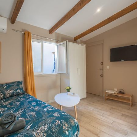Studio lumineux à 10 min de la plage Nizza Esterno foto
